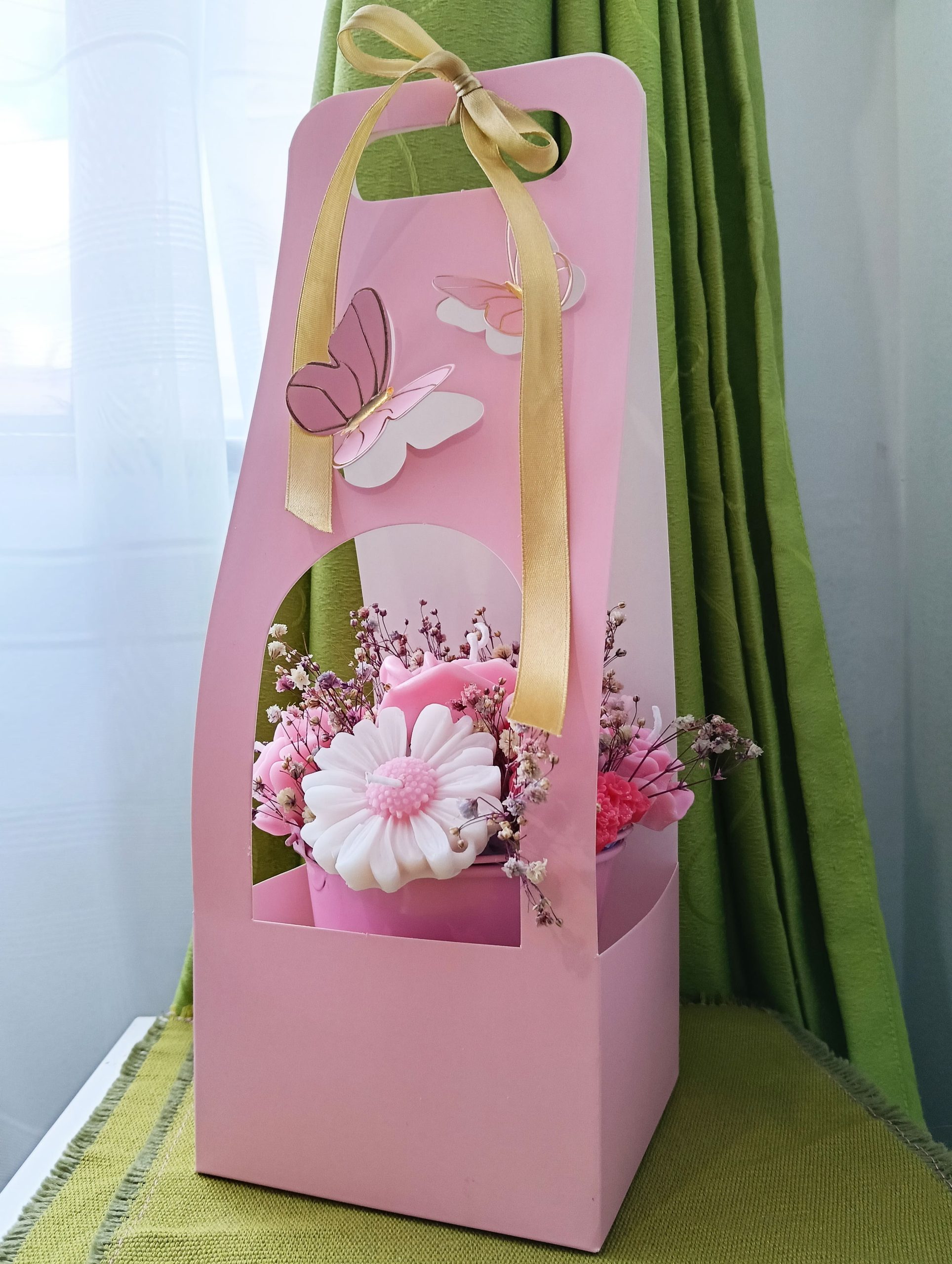 Ramo Mariposas y Fuego